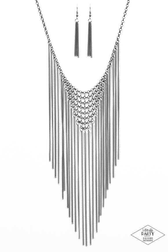 Metro Majesty Black Necklace - Shon's Jewels Boutique